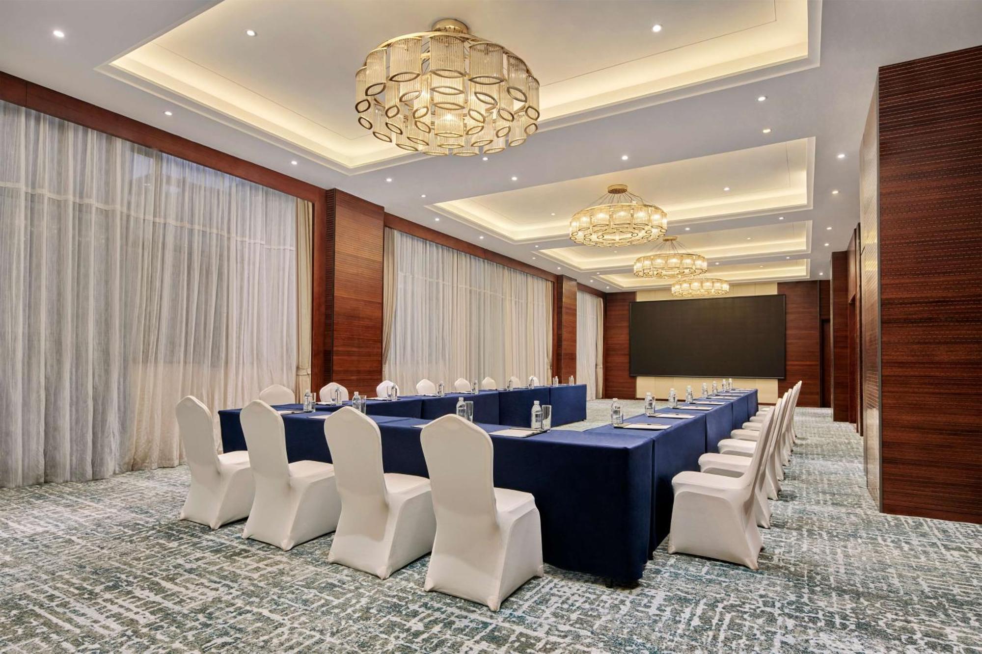 Hilton Garden Inn Wuhan Hankou Dış mekan fotoğraf
