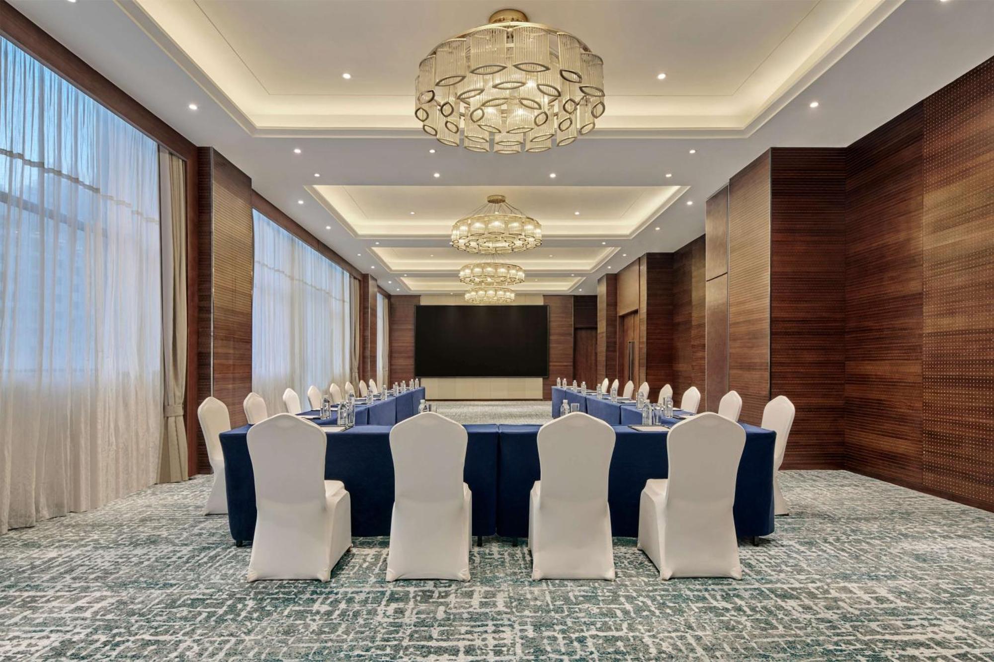 Hilton Garden Inn Wuhan Hankou Dış mekan fotoğraf